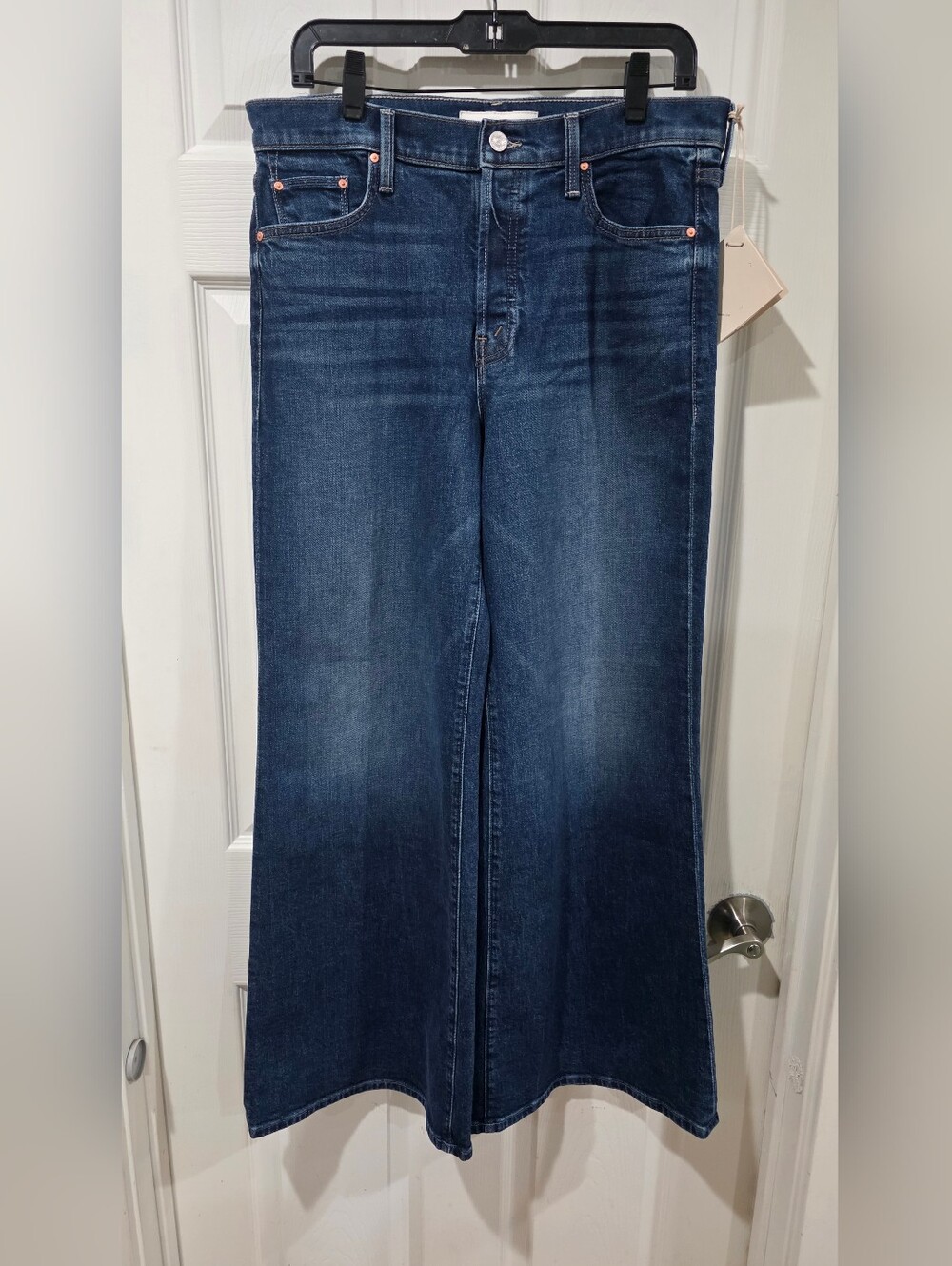 Mother The Tomcat Roller Skimp Flare Jeans - Picture 3 of 10